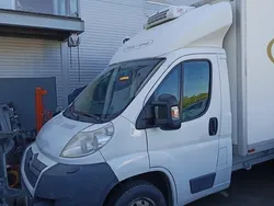 Vit Begagnad 2011 Citroën Jumper Minibuss | 120 000 kr