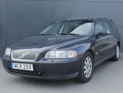 Mörkblå Begagnad 2004 Volvo V70 Business Edition Kombi | 19 900 kr (Marknadspris)