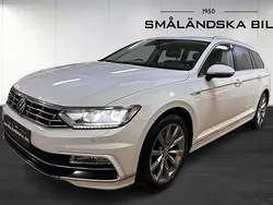 Vit Begagnad 2018 VW Passat R-line Kombi | 169 000 kr (Marknadspris)