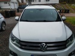 Vit Begagnad 2015 VW Tiguan Sportline SUV | 92 500 kr (Marknadspris)