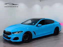 Ljusblå (blå) Begagnad 2020 BMW M850 Sportkupé | 779 900 kr (Marknadspris)