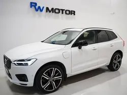 Vit Begagnad 2020 Volvo XC60 R-Design SUV | 374 900 kr (Marknadspris)