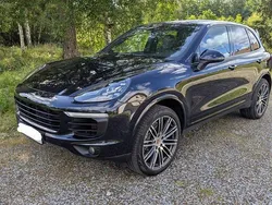 Blå Begagnad 2016 Porsche Cayenne SUV | 319 000 kr (Marknadspris)