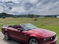 Röd Begagnad 2006 Ford Mustang GT Convertible Cab | 220 000 kr (Bra pris)
