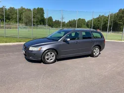Grå Begagnad 2009 Volvo V50 Momentum Kombi | 40 000 kr (Bra pris)