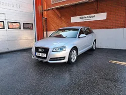 Silver Begagnad 2011 Audi A3 Sportback Comfort Halvkombi | 59 900 kr (Marknadspris)