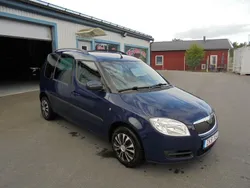 Mörkblå Begagnad 2009 Skoda Roomster Kombi | 50 000 kr