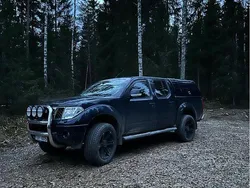 Blå Begagnad 2008 Nissan Navara Pickup | 95 000 kr (Marknadspris)