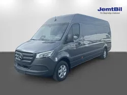 Selenitgrå metallic Ny 2025 Mercedes Sprinter Van | 692 500 kr (Lite dyr)