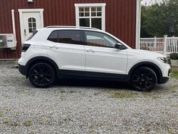 Vit Begagnad 2023 VW T-Cross GT SUV | 255 000 kr (Marknadspris)