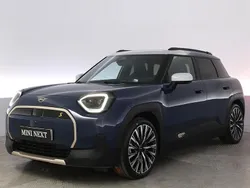 Blå Begagnad 2024 Mini Aceman SUV | 494 900 kr
