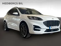 Vit Begagnad 2022 Ford Kuga ST-Line X SUV | 294 900 kr (Lite dyr)