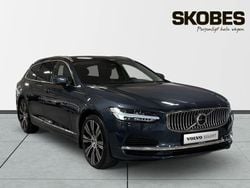 Mörkblå (blå) Begagnad 2023 Volvo V90 Ultimate Kombi | 539 100 kr (Marknadspris)