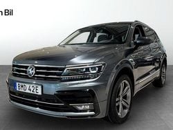 Mörkgrå Begagnad 2021 VW Tiguan Allspace R-line SUV | 379 900 kr (Marknadspris)