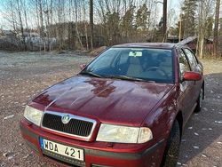 Begagnad 2004 Skoda Octavia Tour Halvkombi | 17 000 kr (Marknadspris)