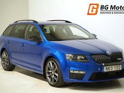 Blå Begagnad 2016 Skoda Octavia RS Kombi | 169 700 kr (Marknadspris)