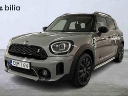 Grå Begagnad 2023 Mini Cooper Countryman SUV | 329 900 kr (Marknadspris)