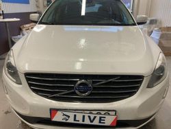 Vit Begagnad 2015 Volvo XC60 Momentum SUV | 149 900 kr (Marknadspris)