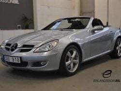 Silver Begagnad 2005 Mercedes SLK350 Cab | 124 900 kr (Marknadspris)