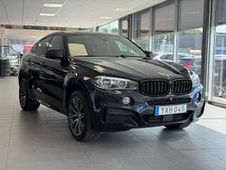 Mörkblå (blå) Begagnad 2018 BMW X6 M Sport SUV | 429 900 kr