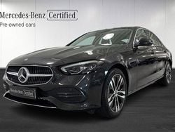 Grå (grey) Begagnad 2023 Mercedes C300e Avantgarde Sedan | 424 900 kr (Superpris)