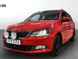 Röd (corrida red) Begagnad 2017 Skoda Fabia Kombi | 109 900 kr (Lite dyr)
