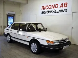 Vit Begagnad 1993 Saab 900 Halvkombi | 59 900 kr
