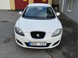 Vit Begagnad 2012 Seat Leon Style Halvkombi | 39 900 kr (Superpris)