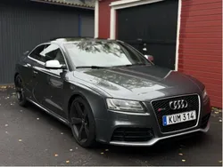 Grå Begagnad 2011 Audi RS5 Sportkupé | 270 000 kr (Marknadspris)