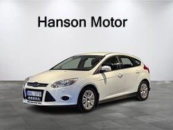 Vit Begagnad 2013 Ford Focus Trend Halvkombi | 69 900 kr (Dyr)