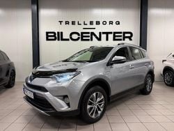 Silver Begagnad 2016 Toyota RAV4 Hybrid Active SUV | 219 900 kr (Marknadspris)