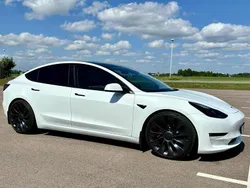 Vit Begagnad 2022 Tesla Model 3 Performance Sedan | 395 000 kr (Dyr)