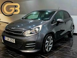 Grå Begagnad 2016 Kia Rio Halvkombi | 49 900 kr (Dyr)