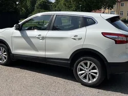 Vit Begagnad 2016 Nissan Qashqai SUV | 127 000 kr (Marknadspris)