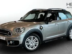 Grå (grey) Begagnad 2017 Mini Cooper Countryman Salt SUV | 234 900 kr (Marknadspris)