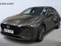 Grå Begagnad 2021 Mazda 3 Halvkombi | 199 000 kr (Bra pris)