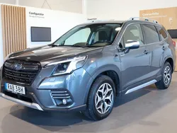 Grå (grå metallic) Begagnad 2022 Subaru Forester Active SUV | 299 900 kr (Lite dyr)