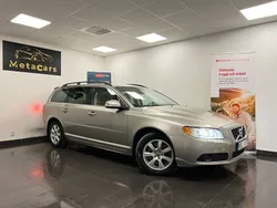 Ljusbrun (brun) Begagnad 2011 Volvo V70 Momentum Kombi | 129 900 kr (Lite dyr)