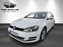 Vit Begagnad 2016 VW Golf VII Halvkombi | 89 000 kr (Bra pris)