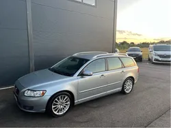Silver Begagnad 2010 Volvo V50 Summum Kombi | 39 900 kr (Dyr)