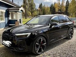 Svart Begagnad 2024 Audi SQ7 Advanced Plus SUV | 1 149 000 kr