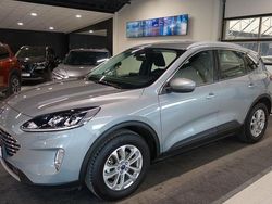 Grå Begagnad 2022 Ford Kuga SUV | 279 000 kr (Marknadspris)