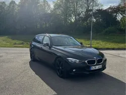 Svart Begagnad 2013 BMW 318 Kombi | 124 900 kr (Lite dyr)