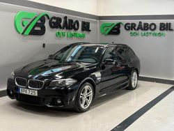 Svart Begagnad 2017 BMW 520 M Sport Kombi | 179 900 kr (Marknadspris)