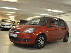 Orange Begagnad 2007 Ford Fiesta Halvkombi | 51 000 kr