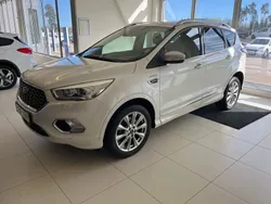 Vit Begagnad 2018 Ford Kuga Vignale SUV | 189 900 kr (Lite dyr)