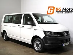 Vit Begagnad 2016 VW Caravelle Trendline Minibuss | 269 900 kr (Dyr)