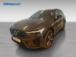 Grå Begagnad 2025 Volvo XC60 Plus SUV | 589 000 kr (Dyr)