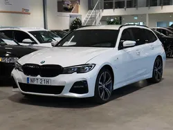 Vit Begagnad 2020 BMW 330e M Sport Kombi | 349 800 kr (Dyr)