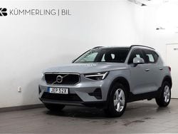 Grå Begagnad 2023 Volvo XC40 Core SUV | 329 900 kr (Bra pris)